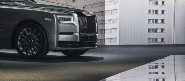 Автомобиль Rolls-Royce на автосалоне во Франкфурте Автомобиль Rolls-Royce на автосалоне во Франкфурте - Sputnik Mundo