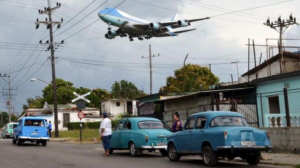 Llegada de Obama a La Habana en el Air Force One. Foto por la que Yander obtuvo el Premio de periodismo Rey de España, el Premio Ortega y Gasset y la nominación de la revista Time a una de las 10 mejores fotos del año 2016. Llegada de Obama a La Habana en el Air Force One. Foto por la que Yander obtuvo el Premio de periodismo Rey de España, el Premio Ortega y Gasset y la nominación de la revista Time a una de las 10 mejores fotos del año 2016. - Sputnik Mundo