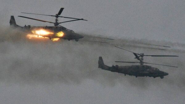 Helicópteros Ka-52 durante las maniobras ruso-bielorrusas Zapad 2017 - Sputnik Mundo