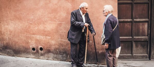 Ancianos (imagen referencial) Ancianos (imagen referencial) - Sputnik Mundo