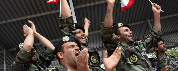 Los militares de las Fuerzas Armadas iraníes - Sputnik Mundo