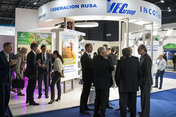 La empresa rusa Incotex Electronics Group, líder en iluminación, presentó en un stand en la feria  ‘BIEL Light + Building Buenos Aires’ sus productos. - Sputnik Mundo