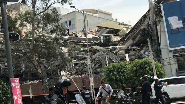 Las consecuencias del terremoto en México - Sputnik Mundo