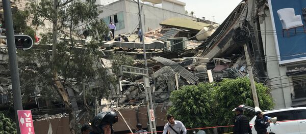 Las consecuencias del terremoto en México - Sputnik Mundo