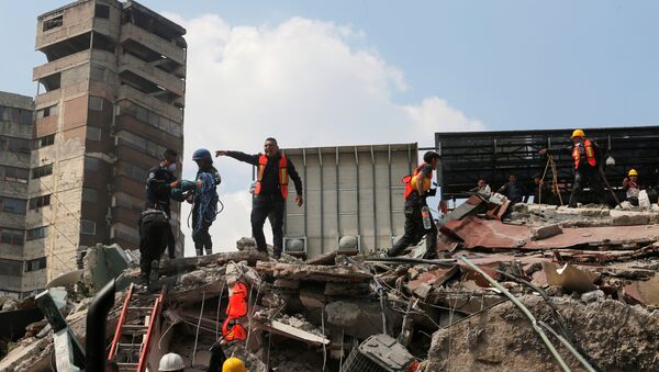 Las consecuencias del terremoto en México - Sputnik Mundo