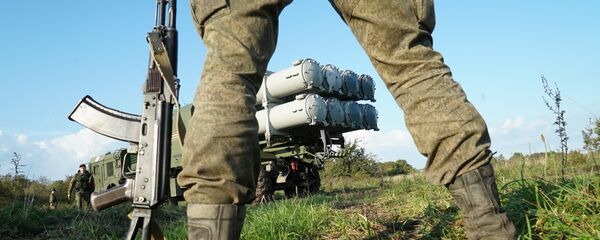 Las maniobras militares conjuntas ruso-bielorrusas Zapad 2017 - Sputnik Mundo