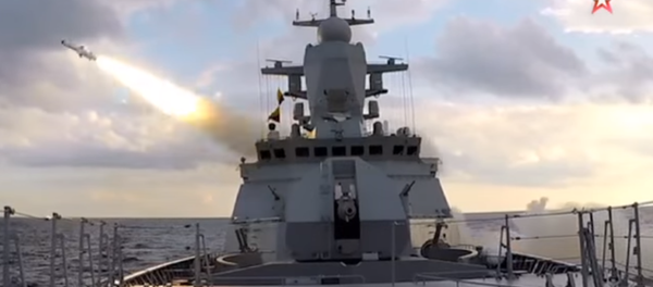 El simulacro de lanzamiento de misiles rusos en el mar Báltico El simulacro de lanzamiento de misiles rusos en el mar Báltico - Sputnik Mundo