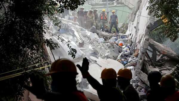 Las consecuencias del terremoto en México - Sputnik Mundo