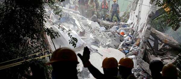 Las consecuencias del terremoto en México - Sputnik Mundo