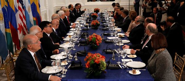 Donald Trump, presidente de EEUU, se reúne con líderes latinoamericanos en Nueva York - Sputnik Mundo