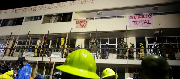 Una escuela derrumbó en México - Sputnik Mundo