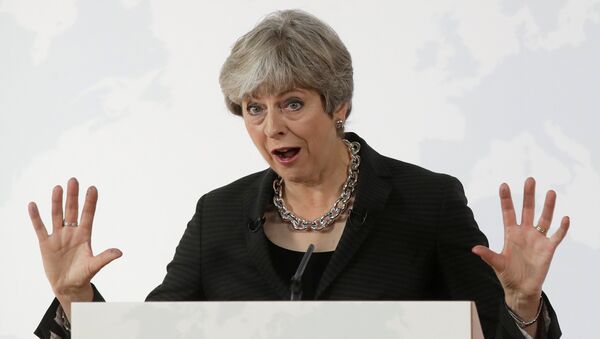 Theresa May, primera ministra del Reino Unido - Sputnik Mundo