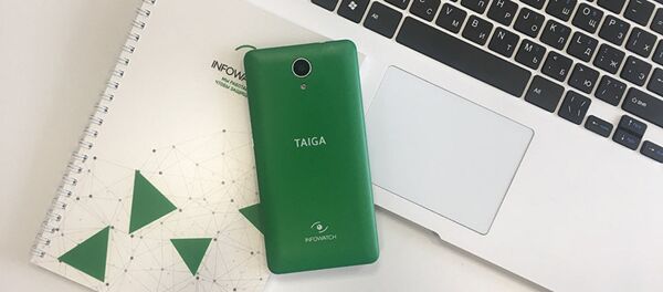 El smartphone antiespia ruso TaigaPhone - Sputnik Mundo