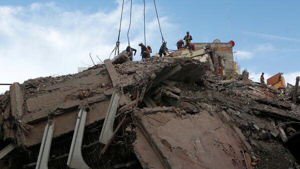 Las consecuencias del terremoto en México - Sputnik Mundo