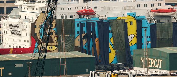 El crucero Mody Dada cubierto con lonas El crucero Mody Dada cubierto con lonas - Sputnik Mundo