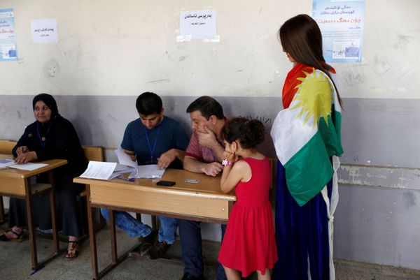 La cara femenina del referéndum independentista kurdo La cara femenina del referéndum independentista kurdo - Sputnik Mundo