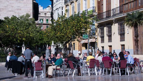 Turistas en Valencia, España - Sputnik Mundo