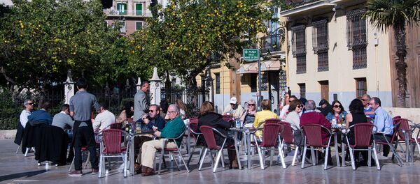 Turistas en Valencia, España - Sputnik Mundo