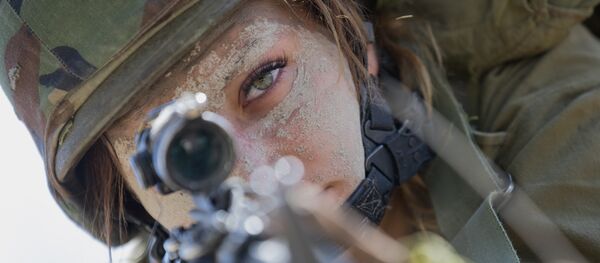 Una soldado israelí - Sputnik Mundo