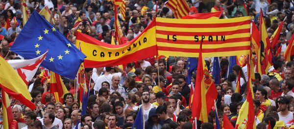 Manifestación a favor de la unidad de España en Barcelona - Sputnik Mundo