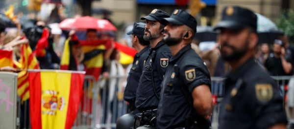 La Policía nacional española La Policía nacional española - Sputnik Mundo