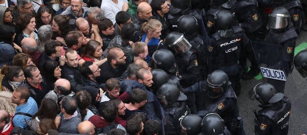 Guardia Civil española en Barcelona, Cataluña - Sputnik Mundo