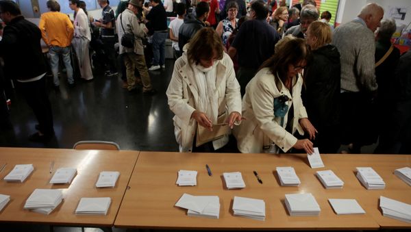 El referéndum en Cataluña El referéndum en Cataluña - Sputnik Mundo