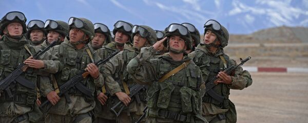 Militares de Kirguistán - Sputnik Mundo