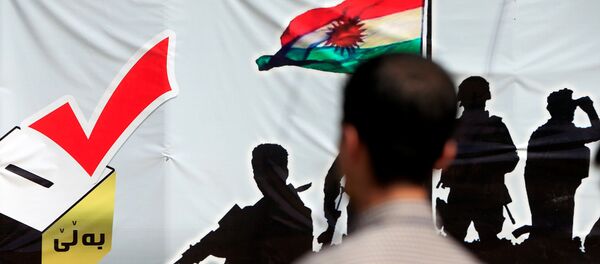 Un cartel promoviendo el referéndum de Kurdistán iraquí - Sputnik Mundo