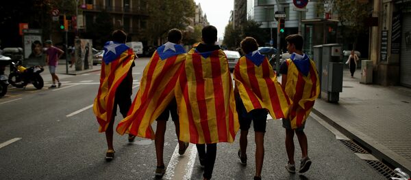 Estudiantes catalanes en Barcelona - Sputnik Mundo
