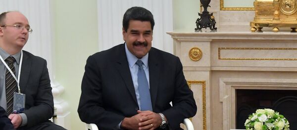Nicolás Maduro, presidente de Venezuela y Vladímir Putin, durante su reunión en Moscú, Rusia - Sputnik Mundo
