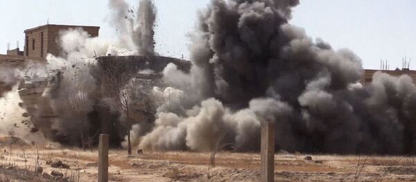 Así se han retirado las minas de la ciudad siria de Deir Ezzor Así se han retirado las minas de la ciudad siria de Deir Ezzor - Sputnik Mundo