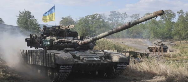 Tanque ucraniano (imagen referencial) - Sputnik Mundo