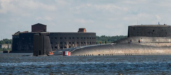 El submarino Dmitri Donskoi - Sputnik Mundo
