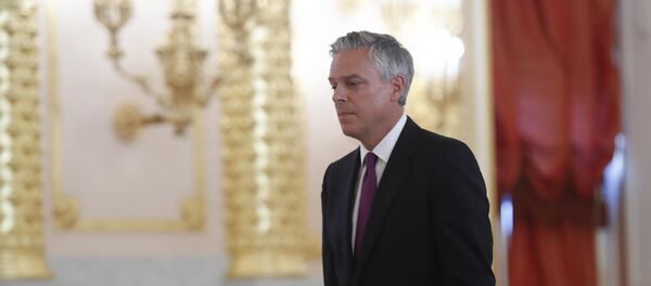 Jon Huntsman, nuevo embajador de EEUU en Rusia Jon Huntsman, nuevo embajador de EEUU en Rusia - Sputnik Mundo