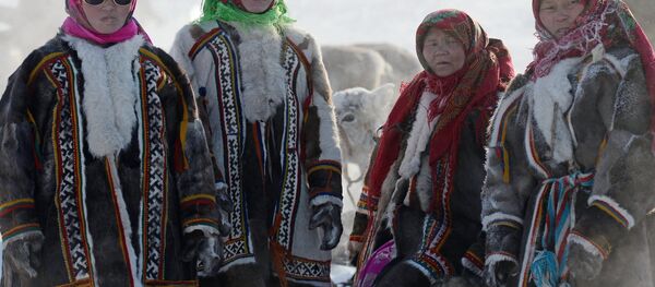 Habitantes del distrito federal ruso Yamalia-Nenetsia (archivo) - Sputnik Mundo