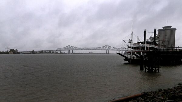 Aproximación del huracán Nate a las costas de Nueva Orleans, EEUU - Sputnik Mundo