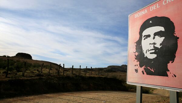 El retrato del 'Che' en la Higuera, Bolivia - Sputnik Mundo