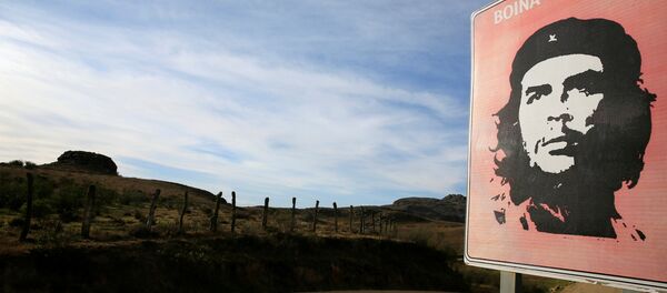 El retrato del 'Che' en la Higuera, Bolivia - Sputnik Mundo