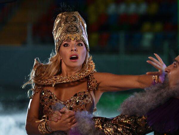 Tatiana Navka en el papel de Liudmila Tatiana Navka en el papel de Liudmila - Sputnik Mundo