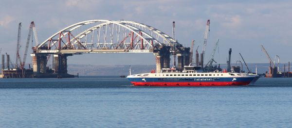 Las etapas de la grandiosa obra del puente de Crimea Las etapas de la grandiosa obra del puente de Crimea - Sputnik Mundo