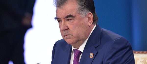 Emomali Rahmon, el presidente de Tayikistán Emomali Rahmon, el presidente de Tayikistán - Sputnik Mundo