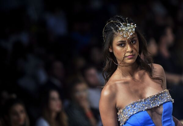 Los osados atuendos de la Semana de la Moda de Panamá - Sputnik Mundo