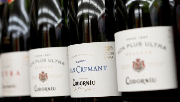 Botellas de de cava, Codorníu Raventós Botellas de de cava, Codorníu Raventós - Sputnik Mundo