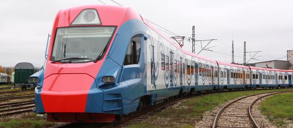 El Ívolga, el innovador tren suburbano de Transhmashholding, diseñado y construido con tecnologías rusas - Sputnik Mundo