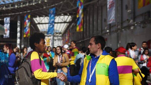 Los participantes del Festival de la Juventud y los Estudiantes en Sochi - Sputnik Mundo