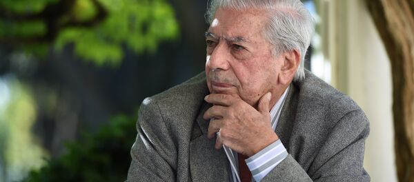 Mario Vargas Llosa, escritor hispano-peruano - Sputnik Mundo