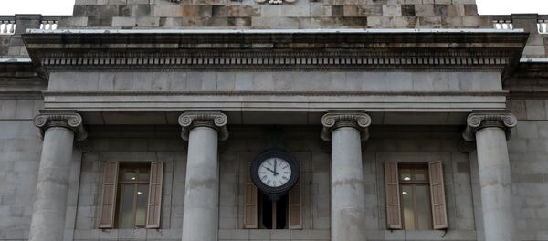 El reloj en el Ayuntamiento de Barcelona (magen referencial) - Sputnik Mundo