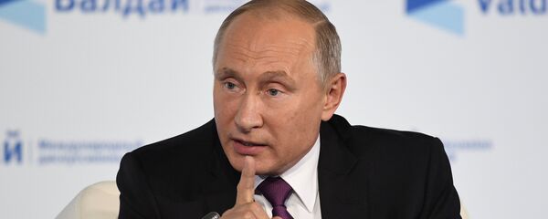 Vladímir Putin, presidente ruso durante la clausura de la 14ª sesión del Club Valdái - Sputnik Mundo