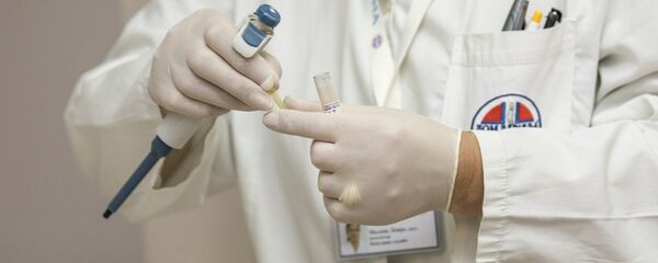 Un médico (imagen referencial) - Sputnik Mundo